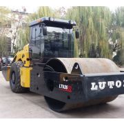 Грунтовый виброкаток 26 тн LUTONG LT626SD